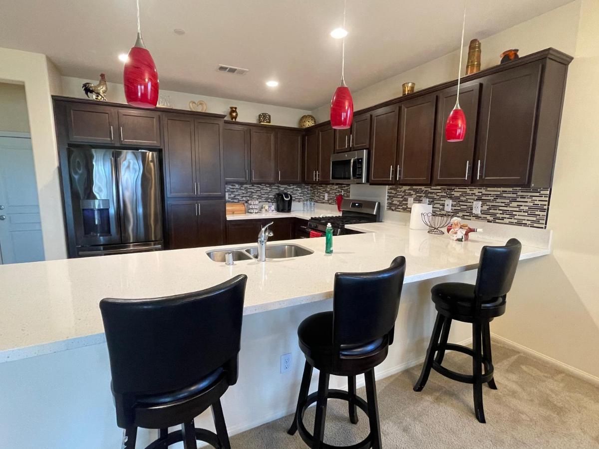 Spacious And Modern Home Near Temecula Wineries Murrieta Bagian luar foto